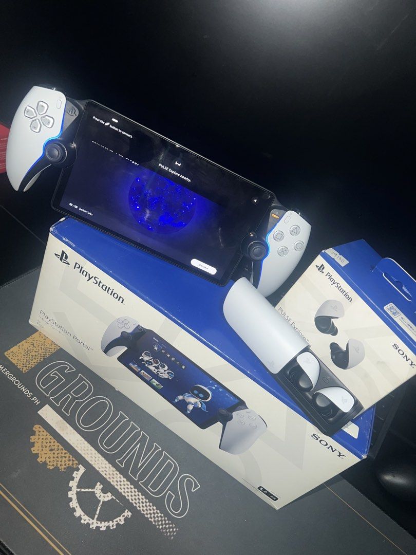 Playstation Portal and Pulse Explore (take all) (Category: Controllers) located in Manila. Submitted by greggy013 (Listing ID 1449947467, Image 2). Description: Playstation Portal (complete) - Console - USB-C to USB-C cable Pulse Explore (complete) - Earbuds - Charging case - Playstation Link USB adapter - USB-A to USB-C cable - Extra earbud tips Accessories: - Savage Raven thumb grips - PS Portal tempered glass - PS Portal crystal case - PS Port