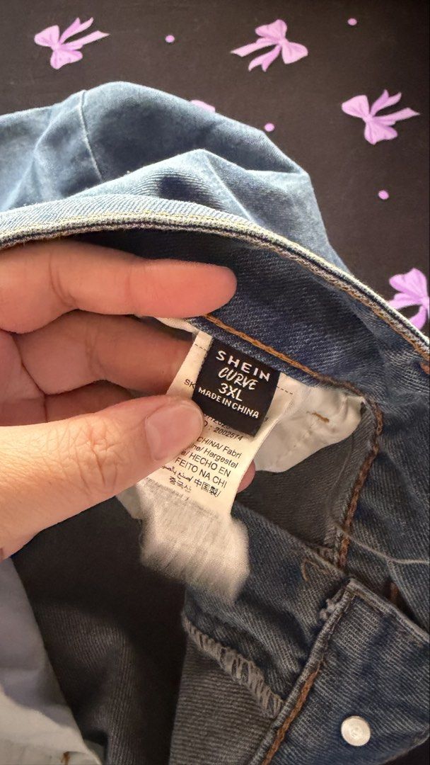 plus size shein curve denim skirt (Category: Skirts) located in General Trias. Submitted by secondhandthingzz (Listing ID 1449821344, Image 3). Description: 3XL on tag Location: General Trias, Cavite Payment: Gcash/RCBC/Maribank Delivery: Lalamove, J&T (shouldered by buyer) ❤️.