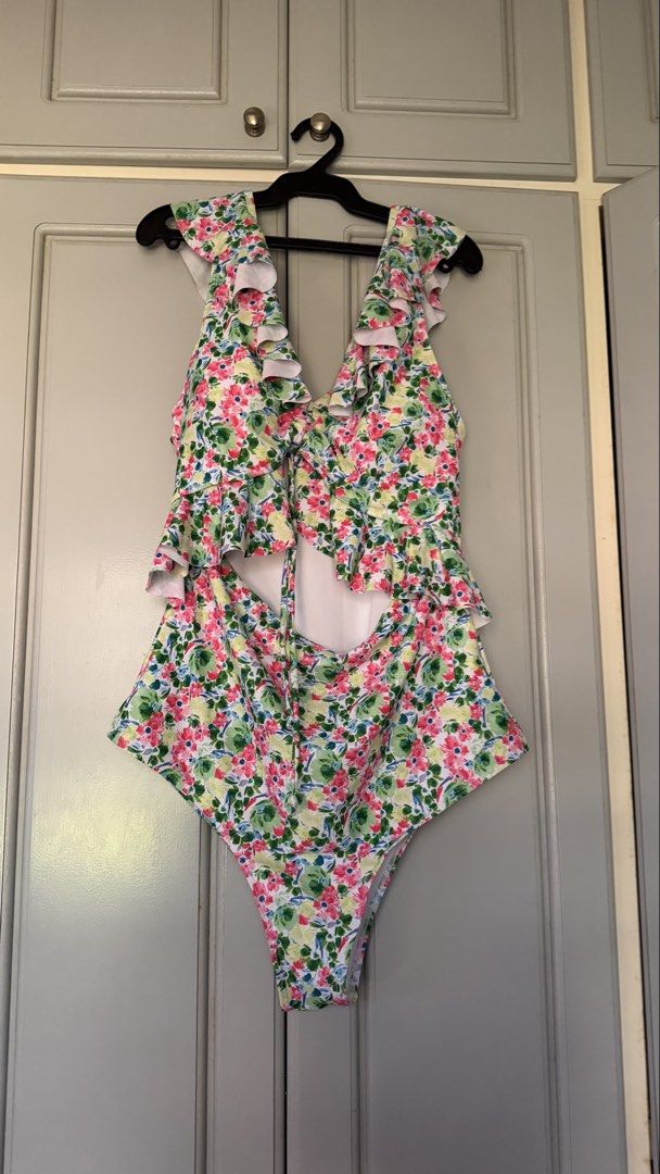 Plus size shein curve one piece swimsuit (Category: Bikinis & Swimsuits) located in General Trias. Submitted by secondhandthingzz (Listing ID 1449820893, Image 1). Description: 2XL on tag Never worn Location: General Trias, Cavite Payment: Gcash/RCBC/Maribank Delivery: Lalamove, J&T (shouldered by buyer) ❤️.