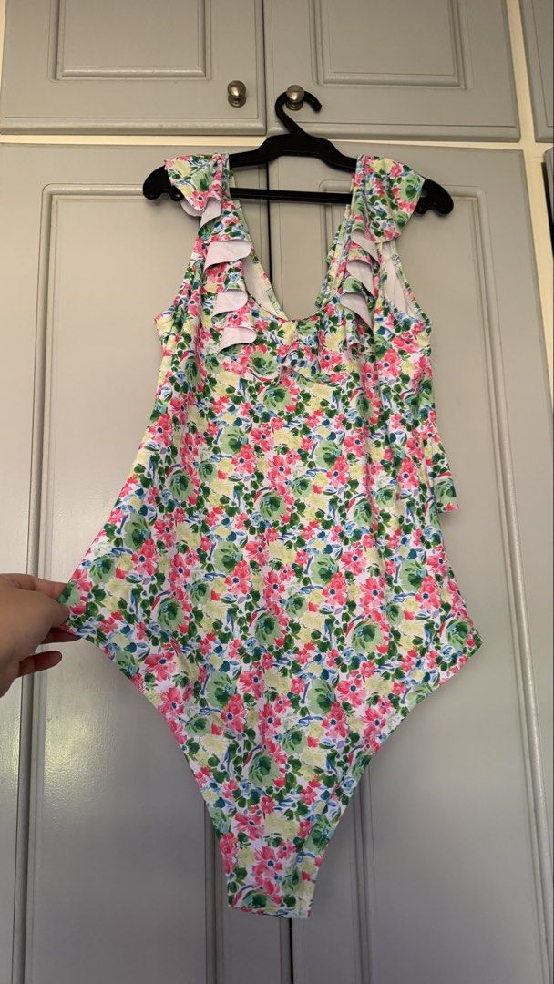 Plus size shein curve one piece swimsuit (Category: Bikinis & Swimsuits) located in General Trias. Submitted by secondhandthingzz (Listing ID 1449820893, Image 2). Description: 2XL on tag Never worn Location: General Trias, Cavite Payment: Gcash/RCBC/Maribank Delivery: Lalamove, J&T (shouldered by buyer) ❤️.