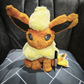 (Category: ) located in . Submitted by lovellytoysstore (Listing ID 1449838955, Image 1). Description: .