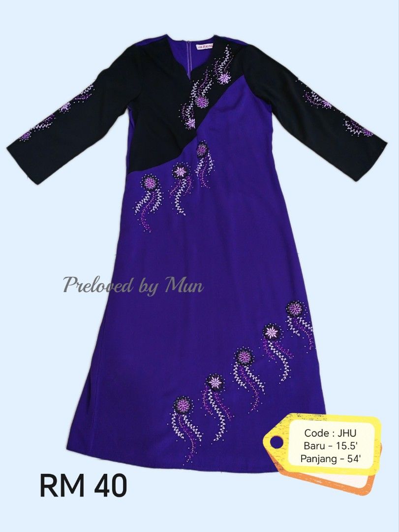 Preloved by Mun - Jubah Muslimah (Category: Dresses) located in Chemor. Submitted by munmr88 (Listing ID 1449951598, Image 2). Description: Assalamua'laikum & Hi..... Nak letgo jubah/Jubah seluar preloved range harga dari RM25 - RM40 (negotiable) boleh tengok di gambar saya ada sertakan... Size 42 ✨ Worn only a few times (Condition 8/10) ✨ Still in excellent condition. ✨ Comfortable fabric. ✨ Sesuai utk Raya, kenduri, office or daily wear. 📮 Pos