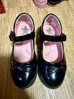 (Category: ) located in . Submitted by astridcloset (Listing ID 1449951348, Image 1). Description: .