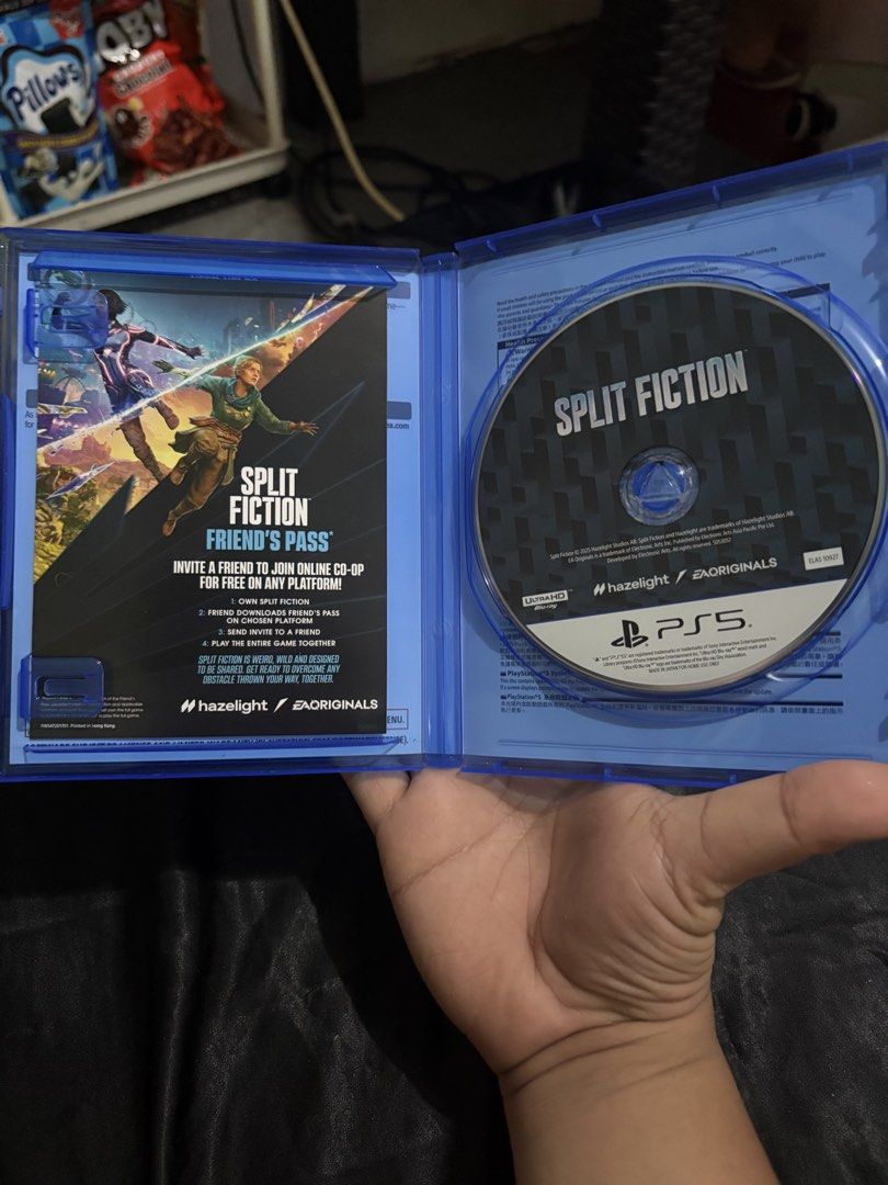 PS5 Split Fiction Game (Category: PlayStation) located in Legazpi City. Submitted by valixore (Listing ID 1449796790, Image 2). Description: - PS5 Split Fiction Game - Co-op Action-Adventure - Only 1 Playthrough - Bought on April 26, 2026 on Data Blitz SM Legazpi.