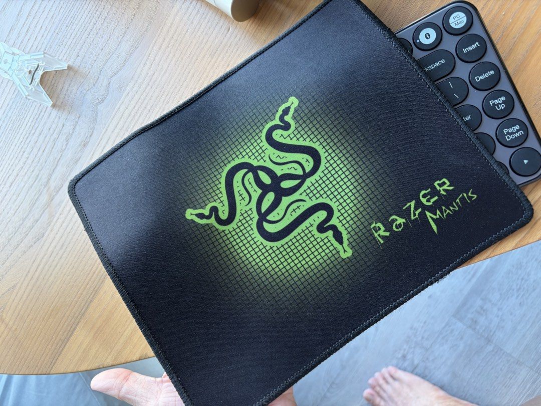 Razer Gaming Mousepad  [HDB Collection Only]510059499802470401