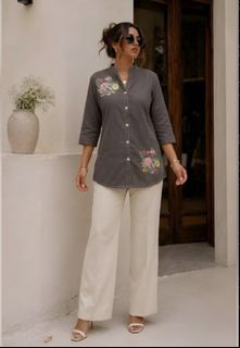 (Category: ) located in . Submitted by vibrantdecorclothing (Listing ID 1449867924, Image 1). Description: .