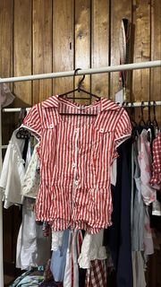 (Category: ) located in . Submitted by dainty.hercloset (Listing ID 1445936287, Image 1). Description: .