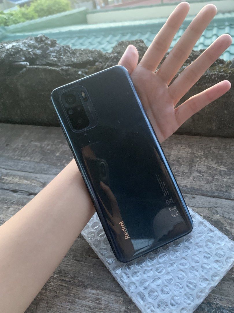 Redmi Note 10 4G 128Gb (Category: Xiaomi) located in Antipolo. Submitted by ckhit (Listing ID 1449869786, Image 2). Description: ₱3000 Replaced Lcd Sira back frame Overall it can still use.