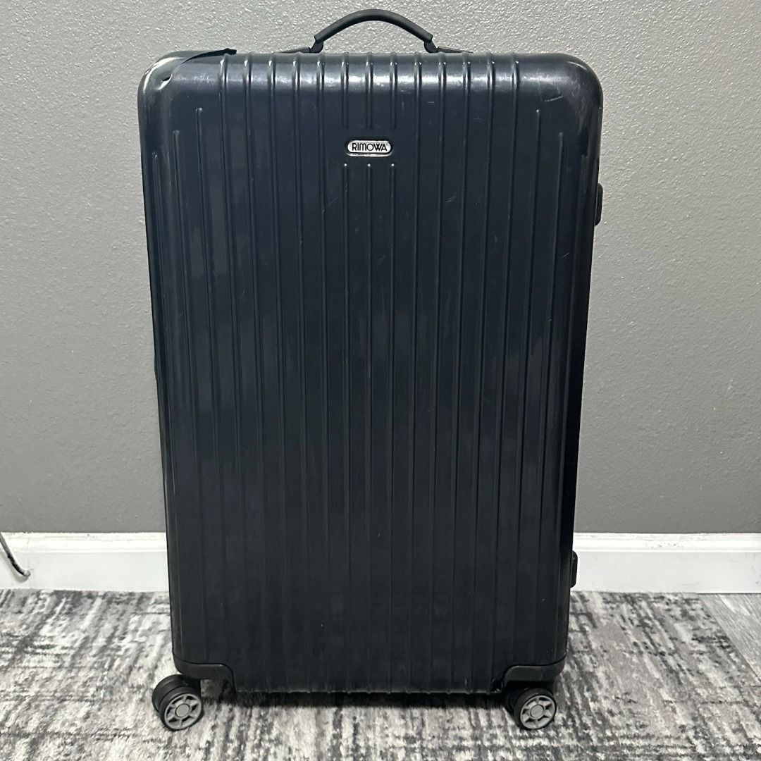 Rimowa Salsa Air 28” 行李箱 Lojel Samsonite （分類：旅遊 - 行李箱）位於 Hong Kong。 由 12stars 提交（商品編號 1449795521，圖片 1）。簡介： 新舊狀態: 如圖 維修參考: 已向 Rimowa 查詢，維修約每part $500（最終收費以門市現場檢查為準） **亦可約在門市檢查及交收 - 如有任何疑問，歡迎隨時查詢。 ✅ Cash/PayMe/FPS 📦 面交。
