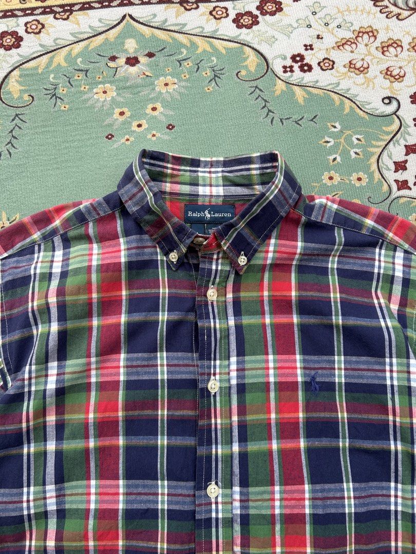 RL Checkered Button-up (Category: Formal Shirts) located in Angeles City. Submitted by outboxph (Listing ID 1449883988, Image 3). Description: CODE: QH16 RL Checkered Button-up Authentic/Legit with tag and wash tag Size: Large on tag Dimensions: 28.5L x 20W Sleeve Length: 9.5L Condition: 9/10 .