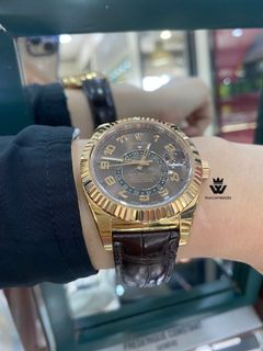 (Category: ) located in . Submitted by watches2u (Listing ID 1449833530, Image 1). Description: .