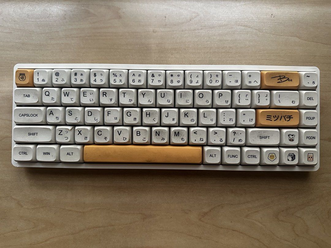 Royal Kludge R65 (Category: Computer Keyboard) located in Manila. Submitted by zooweee (Listing ID 1449762137, Image 2). Description: ‼️ "F" key is not working so please take note! - Ideal for both typing and gaming - Brown switches - Japaense keycaps are NOT included, currently cleaning the original keycaps! 🤍 - Has 4 extra brown switches - Comes w/ box and og cord price is still negotiable due to the "F" key not working 🤍.
