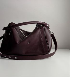 (Category: ) located in . Submitted by fashionhous (Listing ID 1449891220, Image 1). Description: .