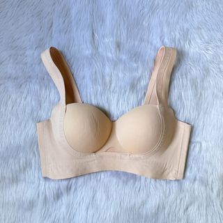 (Category: ) located in . Submitted by k_mby (Listing ID 1449835709, Image 1). Description: .