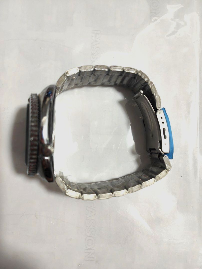 Seiko (Category: Watches) located in Pasir Gudang. Submitted by ajai_00 (Listing ID 1449844821, Image 3). Description: Jam Seiko kondisi masih baru, tak pernah diguna-pakai, hanya disimpan. Bateri baru sahaja ditukar. Pertanyaan apa-apa, sila PM. RM70, postage all-in RM7.