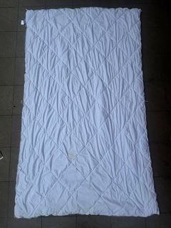 (Category: ) located in . Submitted by uncle_dee (Listing ID 1449783044, Image 1). Description: .