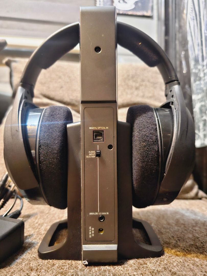 SENNHEISER HOME ENTERTAINMENT HEADPHONES (Category: Headphones & Headsets) located in Manila. Submitted by yatskiex2026 (Listing ID 1449838939, Image 2). Description: Sennheiser HDR 175 TR 175 home Entertainment Headphone System Sennheiser HDR 175 headphones TR 175 home Entertainment Headphone System complete level up your gaming experience Audio Inputs: It connects to your TV or home theater via an Optical (TOSlink) cable or a 3.5 mm analog cabl