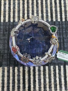 (Category: ) located in . Submitted by miss.nanaa (Listing ID 1449781821, Image 1). Description: .