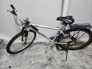 (Category: ) located in . Submitted by jb8012 (Listing ID 1449846993, Image 1). Description: .