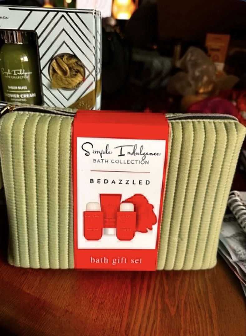 Simple Indulgence Bath Collection Bedazzled Gift Set (Category: Bath) located in Malabon City. Submitted by aniksss (Listing ID 1449897597, Image 1). Description: - Simple Indulgence Bath Collection: Bedazzled Set - Comes with a cute green cosmetic bag - Includes shower cream and other bath essentials - Ideal for gifting or a personal treat - Unopened and ready for a new home.