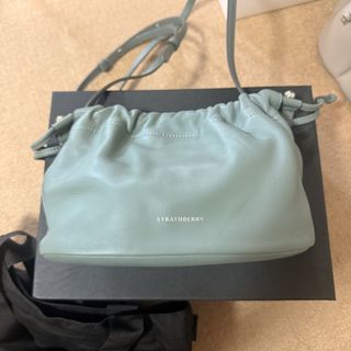 （分類：）位於 。 由 chingching620 提交（商品編號 1449823247，圖片 1）。簡介： 。
