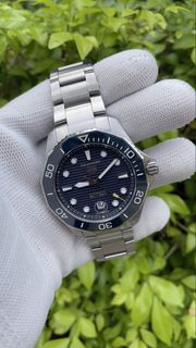 (Category: ) located in . Submitted by WellWatchesss (Listing ID 1449801507, Image 1). Description: .
