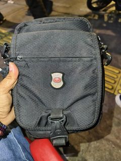 (Kategori: ) berada di . Dikirim oleh hendriasihh (ID iklan 1449875602, Gambar 1). Deskripsi: .