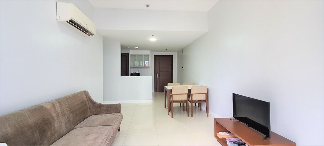 Three Central | Two Bedroom 2BR Condo Unit For Rent - #0296 (Category: Apartments & Condos) located in Makati City. Submitted by everbrightph_09171681688 (Listing ID 1449801713, Image 1). Description: ERE Code: 0296 Unit Details: 2BR FA: 80 sqm Furnished Property Features: Corner unit with balcony Asking Price: Php 75,000.00 For best assistance and viewing schedule, call your professional real estate pals today! For Inquires: 0917 168 1688 For En