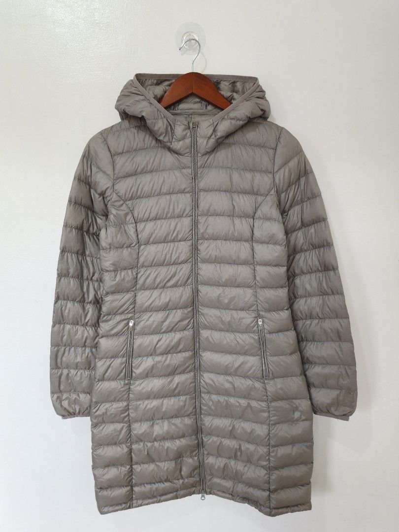 Tna Gray Down Puffer Jacket Women XS (Category: Coats, Jackets and Outerwear) located in Balanga. Submitted by winterlab_ph (Listing ID 1449868729, Image 2). Description: Code: A005 Width: 17 Length: 33.5 Shoulders: 14 Sleeves: 24.
