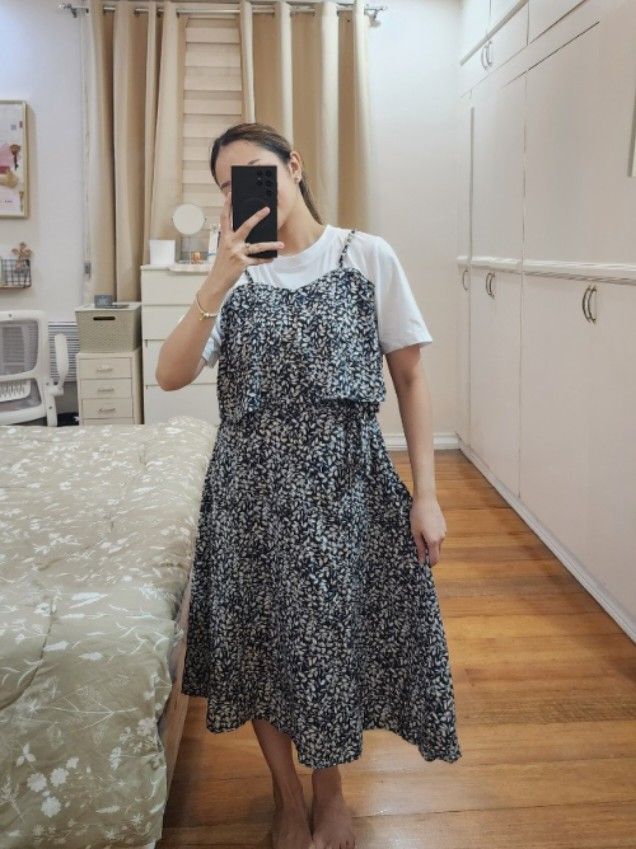 Tshirt Korean Dress (Category: Dresses) located in Cagayan de Oro. Submitted by declutter97 (Listing ID 1449823325, Image 3). Description: Tshirt dress 💜 Small on tag, fits up to Medium Php300 Model's height: 5'1 Model's size: Small.