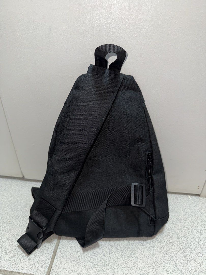 Unbranded Black Sling Bag (Category: Sling Bags) located in San Jose del Monte. Submitted by hellocutease (Listing ID 1449774641, Image 2). Description: 290x230x50cm - Main zippered compartment with internal pockets for organization - Adjustable strap with buckle for a customized fit .