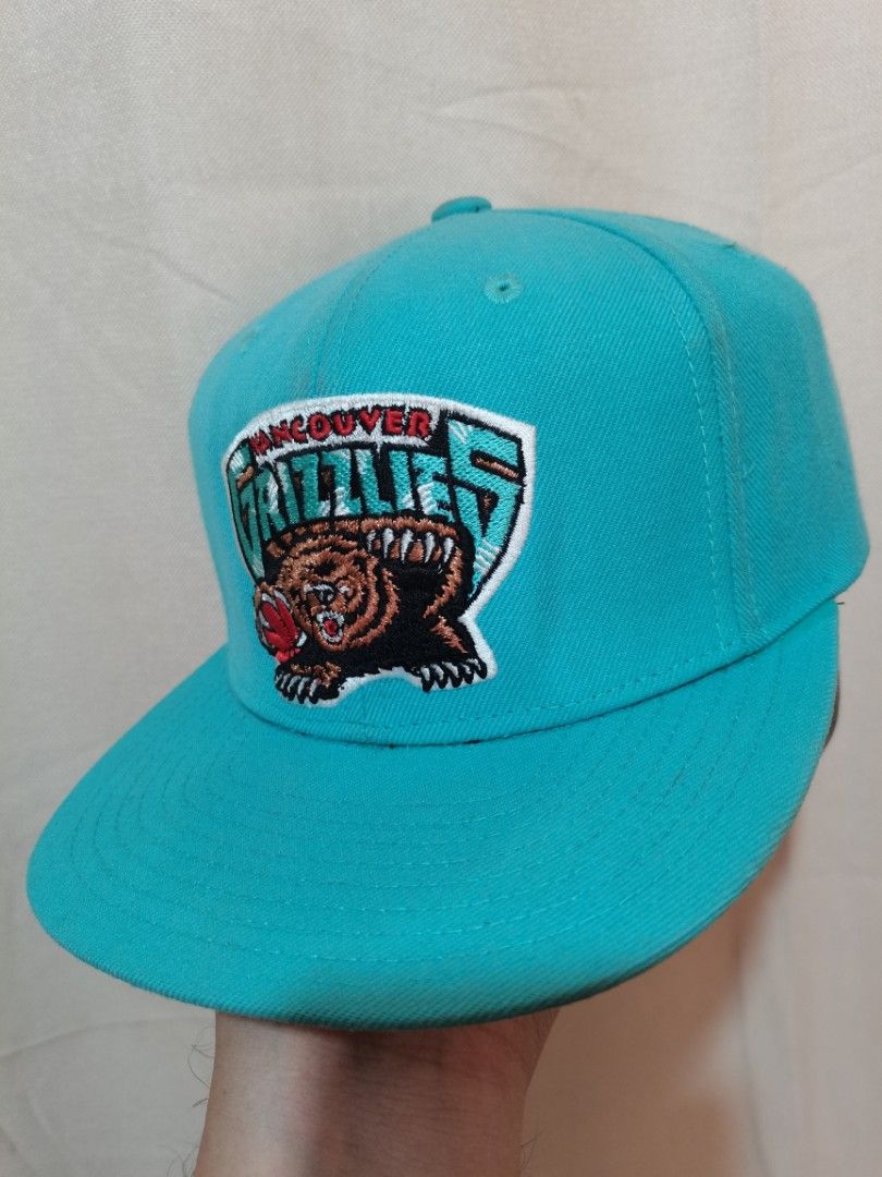 Vancouver Grizzlies Mitchell and Ness Cap (Category: Caps & Hats) located in General Santos City (Dadiangas). Submitted by capitenyo (Listing ID 1449754445, Image 2). Description: Original Vancouver Grizzlies Mitchell & Ness Cap - 2016 Realeased Date - Adjustable Snapback - Flat/Squared Shape Brim/Visor - Green Under Brim/Visor Size - One size Fits Most Materials - Wool / Acrylic Color rate - 9/10, Condition - Used, Good, Excellent JNT door to do