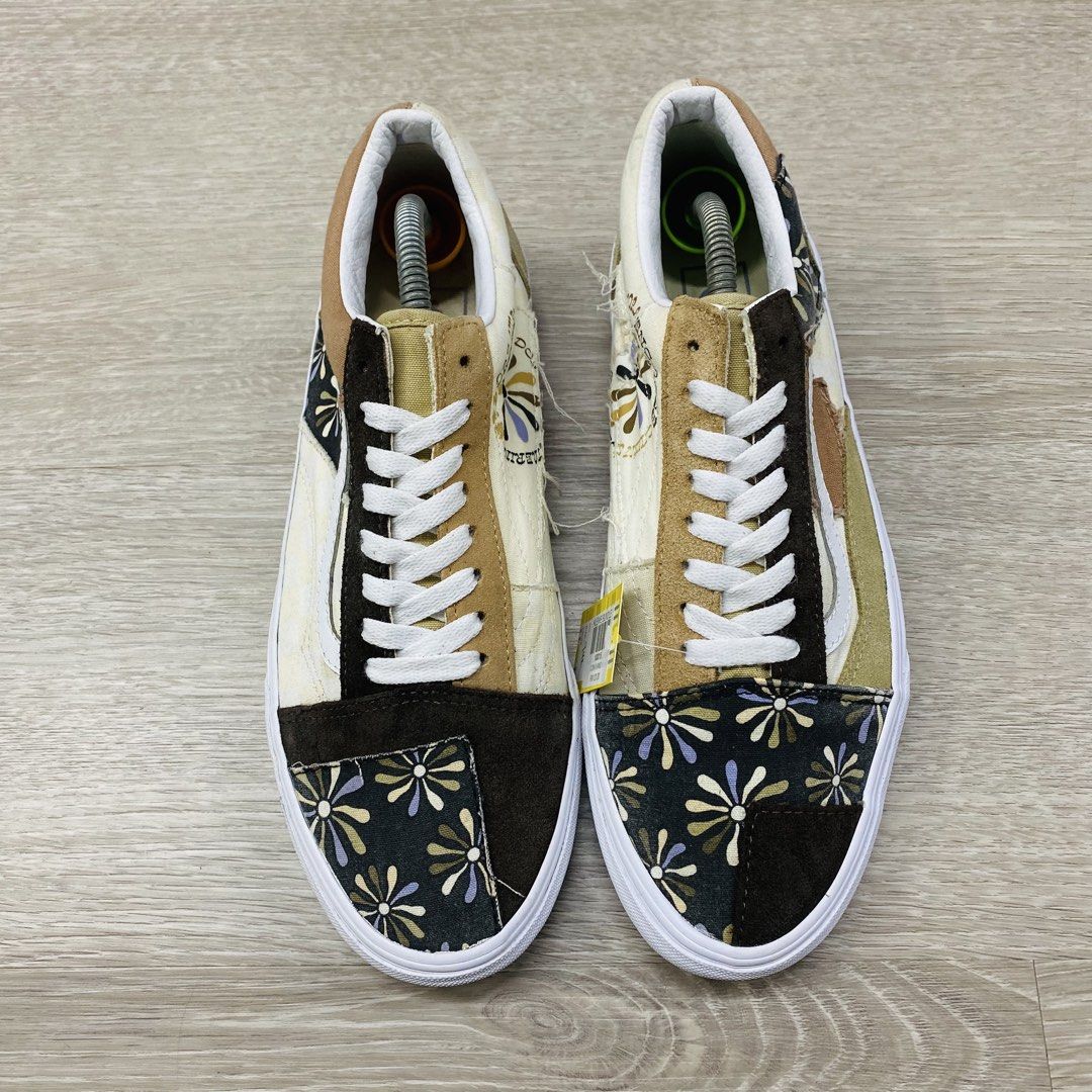 VANS OLD SKOOL PATCHWORK (Category: Sneakers) located in Kota Bharu. Submitted by klewebundle_3 (Listing ID 1449775842, Image 2). Description: 🔥VANS OLD SKOOL PATCHWORK🔥 . . Kawe nk demo nilai sdiri condition brg klewe_bundle... Brg bundle kualiti mcam baru kluar kotakk . . 👉🏻 Size 9.5uk 👉🏻 Condition 9/10 👉🏻 RM 1️⃣XX Free Postage Semenanjung ✅ 👉🏻 BASED IN BEREK12, KOTA BHARU KELANTAN . . Wasap 010 - Sembilan Lima 48722 Wasap 010 - Sembi
