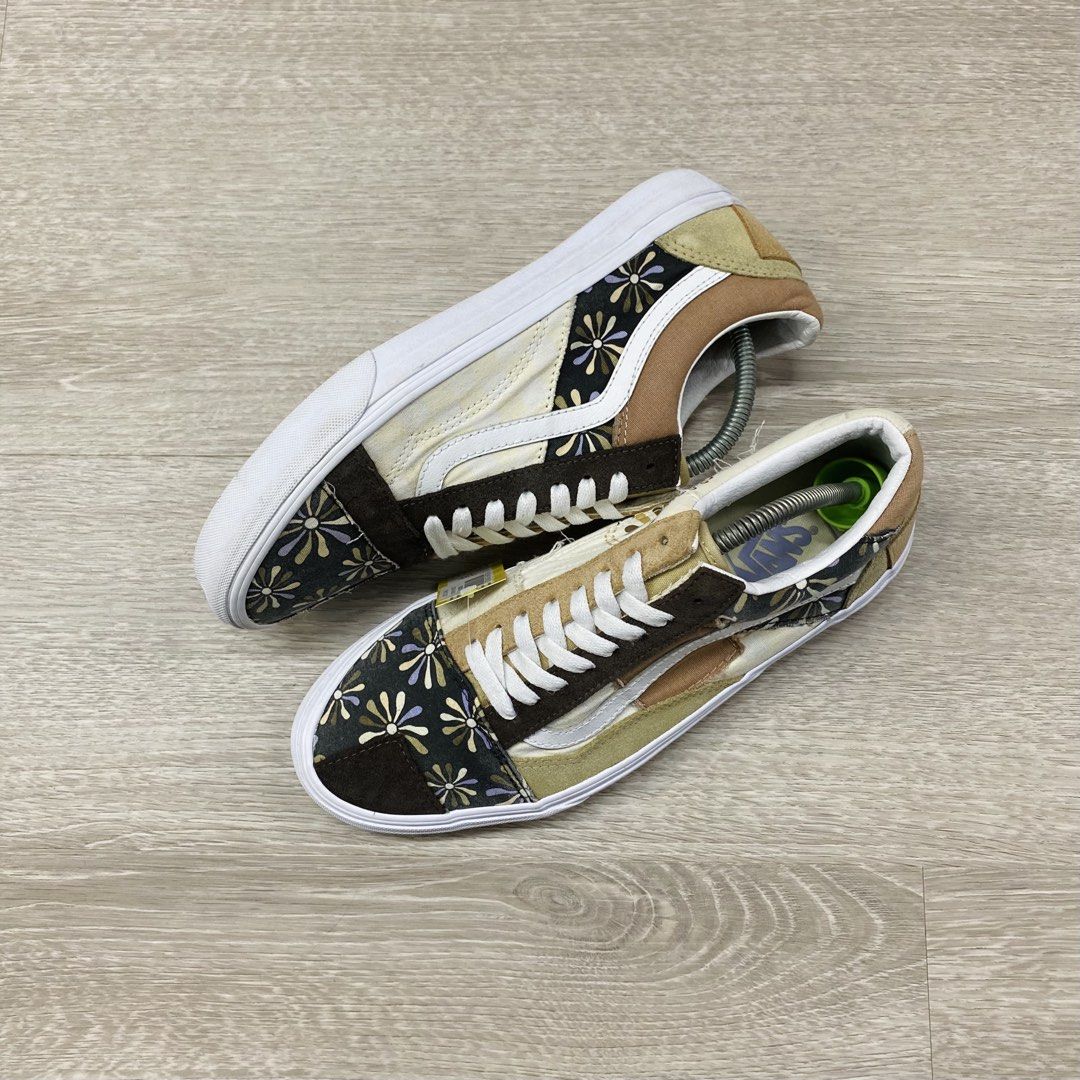 VANS OLD SKOOL PATCHWORK (Category: Sneakers) located in Kota Bharu. Submitted by klewebundle_3 (Listing ID 1449775842, Image 1). Description: 🔥VANS OLD SKOOL PATCHWORK🔥 . . Kawe nk demo nilai sdiri condition brg klewe_bundle... Brg bundle kualiti mcam baru kluar kotakk . . 👉🏻 Size 9.5uk 👉🏻 Condition 9/10 👉🏻 RM 1️⃣XX Free Postage Semenanjung ✅ 👉🏻 BASED IN BEREK12, KOTA BHARU KELANTAN . . Wasap 010 - Sembilan Lima 48722 Wasap 010 - Sembi
