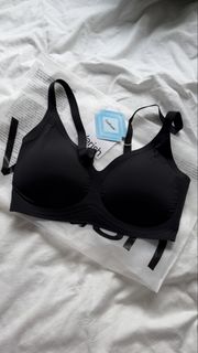 (Category: ) located in . Submitted by yoonmins (Listing ID 1449825470, Image 1). Description: .
