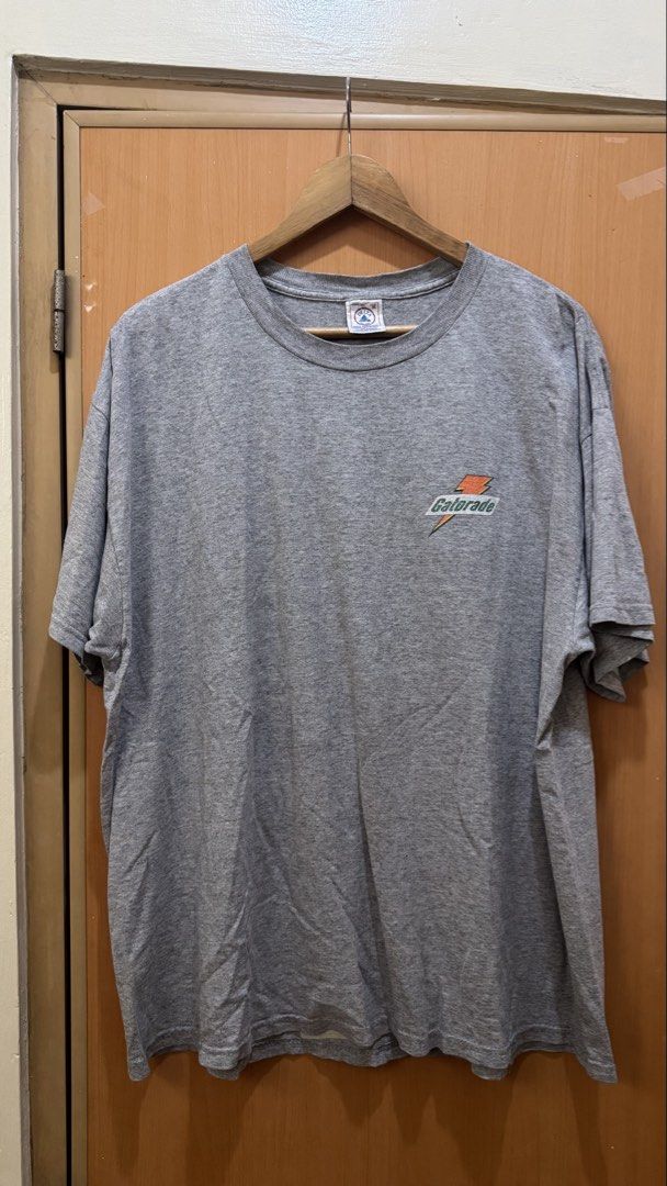 Vintage gatorade x NBA (Category: Tshirts & Polo Shirts ) located in Makati City. Submitted by renkill (Listing ID 1449771033, Image 1). Description: 23x29 Crack print issue Good condition .