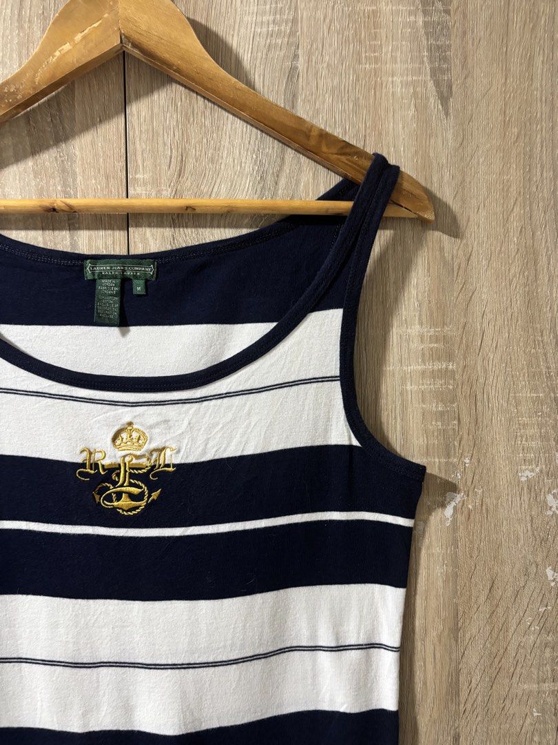 Vintage Ralph Lauren Tank Top (Category: Sleeveless) located in Tagum. Submitted by pointers15 (Listing ID 1449934643, Image 2). Description: M on tag 17x24.5 Excellent to new Cr: 9.8/10 No issue❌.