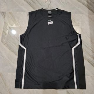(Category: ) located in . Submitted by kuyacythrift (Listing ID 1449892580, Image 1). Description: .