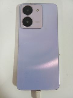由 second_hand_smartphone (刊登 ID 1449821792，圖片 1) 提交，位於 的 (類別：)，說明：。