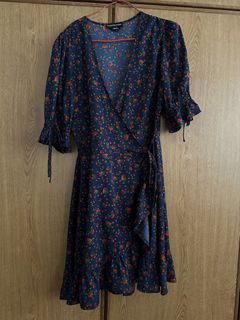 (Category: ) located in . Submitted by sheglowsinvintage (Listing ID 1449787924, Image 1). Description: .