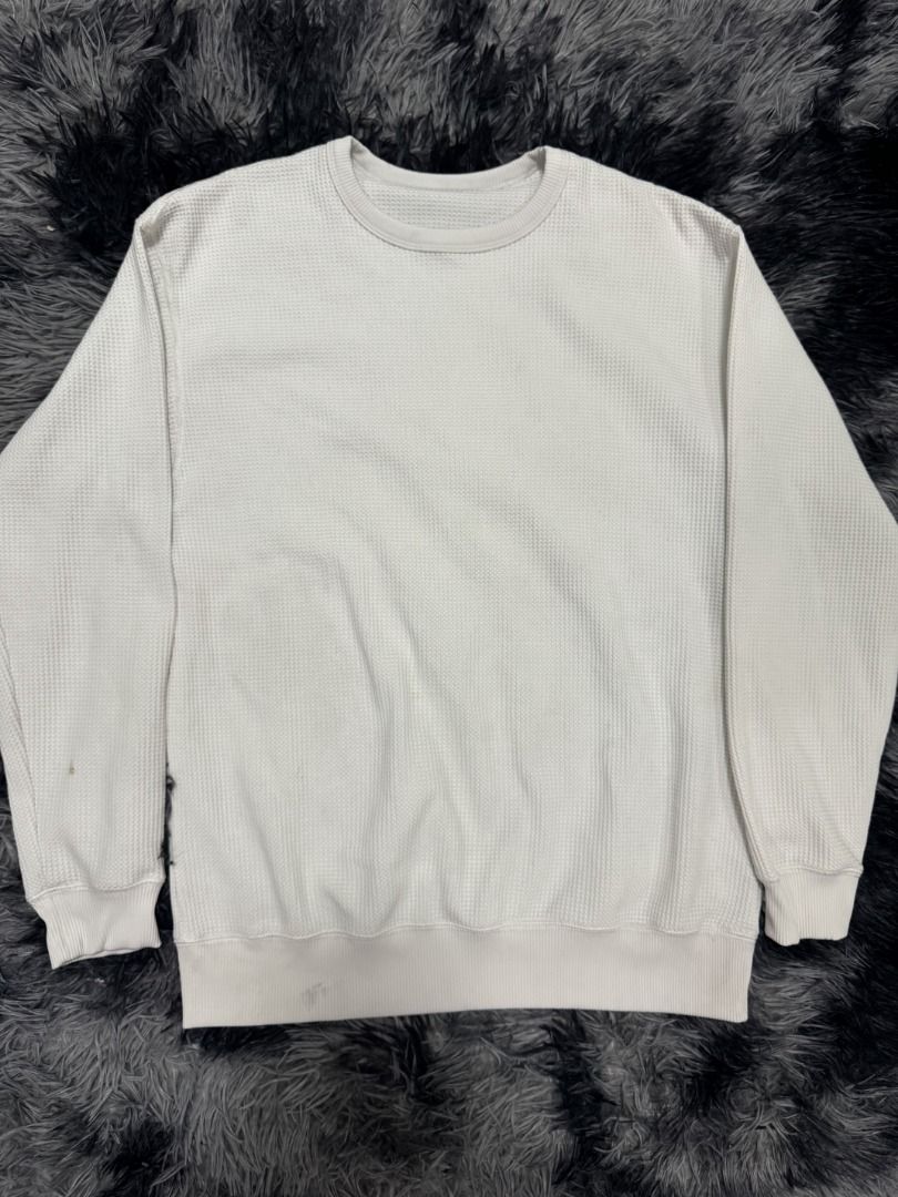 White Waffle Knit Crewneck Sweatshirt (Category: Coats, Jackets and Outerwear) located in Puerto Princesa. Submitted by 22B_Garments (Listing ID 1449808973, Image 1). Description: WIDTH: 27 LENGTH: 21.