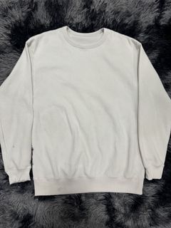 (Category: ) located in . Submitted by 22B_Garments (Listing ID 1449808973, Image 1). Description: .