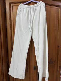 (Category: ) located in . Submitted by shopwithtish (Listing ID 1449927873, Image 1). Description: .