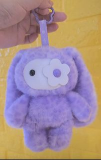 (Category: ) located in . Submitted by heyzeltwinkle (Listing ID 1449797216, Image 1). Description: .
