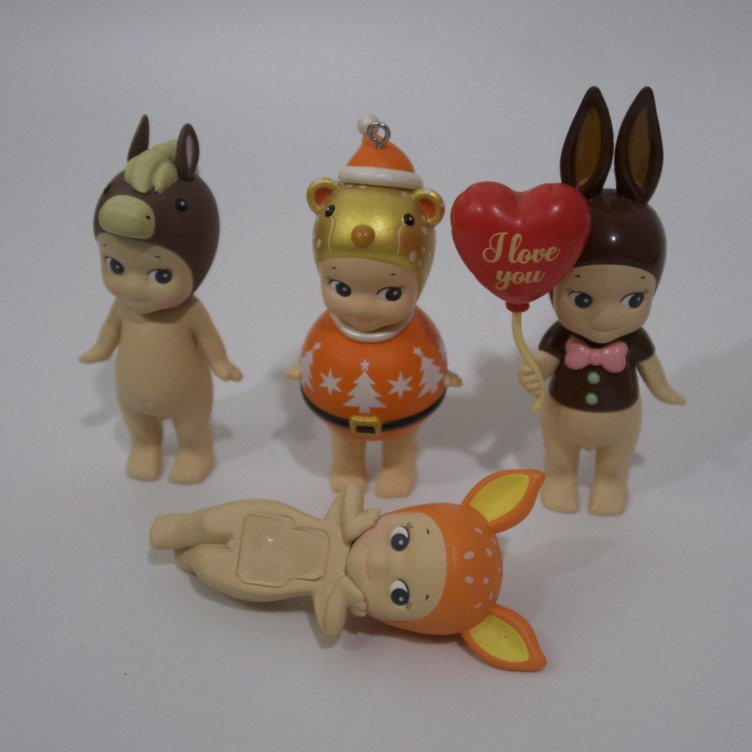 wts lfb tingi sonny angel (Category: Designer & Blind Box Toys) located in Taguig. Submitted by abbycaa (Listing ID 1449885655, Image 2). Description: good to mint condi no bnf available: gifts of love - balloon [SOLD] christmas ornament (no string) - cheetah [₱350] animal series ver. 4 - horse [₱300] hippers - fawn [₱400].