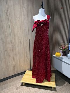 (Category: ) located in . Submitted by luckycloset.27 (Listing ID 1449820430, Image 1). Description: .