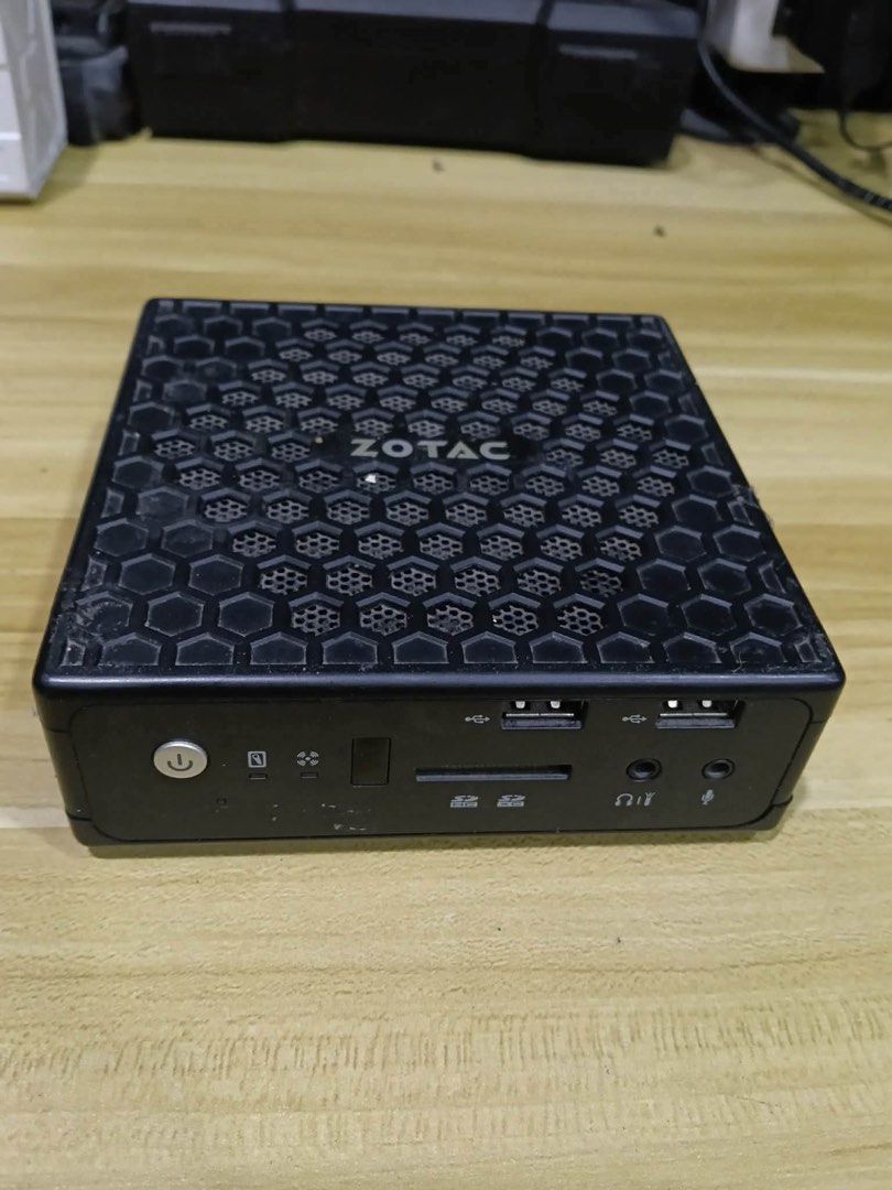 ZOTAC ZBOX CI520 NANO Mini PC Intel Core i3 (Category: Desktops) located in Manila. Submitted by trvpspxt (Listing ID 1449809401, Image 1). Description: ZOTAC Mini cpu i3-4020Y 8gb ram 128gb ssd Windows 11 Pro OS Unit and power adaptor - ZOTAC ZBOX CI520 NANO Mini PC - Intel Core i3 Processor - 8GB RAM - Windows 11 Pro Installed - Multiple USB 3.0 Ports - DisplayPort (DP) and HDMI Outputs - Ideal for compact setups or office use - Tested and conf