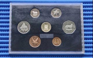 Queen Elizabeth II, QE2 COLLECTION  Collection item 2
