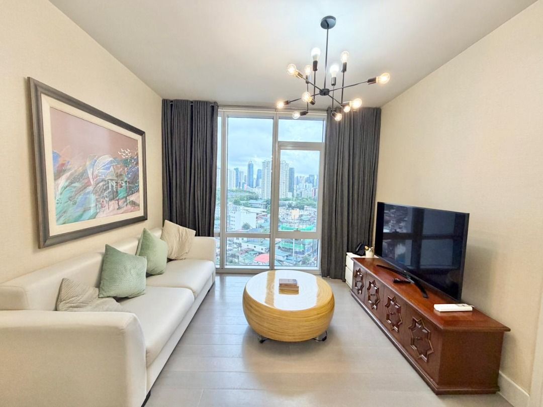 2BR Unit For Sale - Proscenium Lincoln (Category: Apartments & Condos) located in Makati City. Submitted by vsg.realestate (Listing ID 1427646088, Image 2). Description: 🔆 2BR Unit For Sale - Proscenium Lincoln 📌Property Details 12th Floor 2BR 2TB 90 sqm Fully Furnished 1 Parking Slot 📌Features Corner Unit Facing Amenities & Rockwell Lights Master Bedroom Balcony Orientation: East 📌Amenities Deluxe Functions Rooms for gatherings and special o