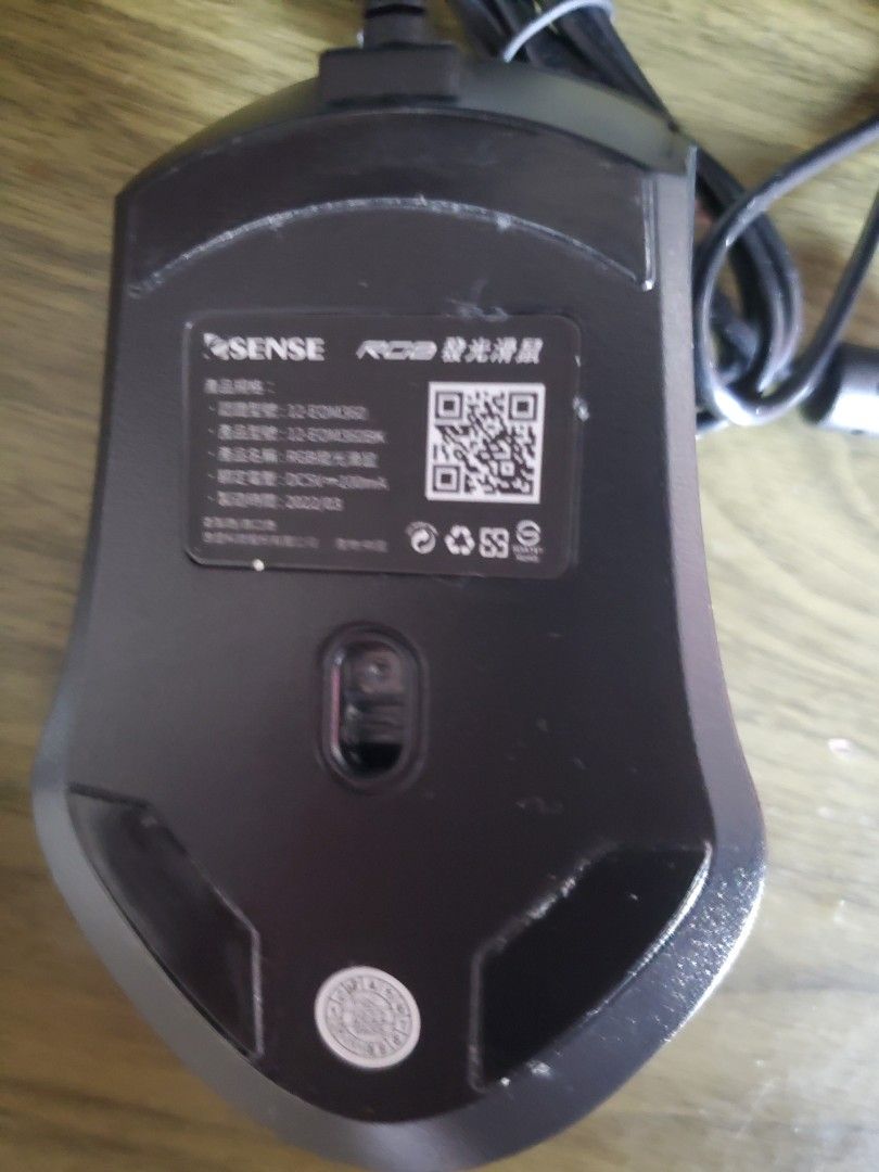 由 hellomengmeng (刊登 ID 1450034201，圖片 3) 提交，位於 高雄市 (Kaohsiung) 的 有線滑鼠 (類別：電腦滑鼠及相關產品)，說明：功能正常。